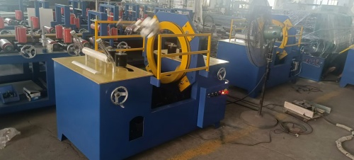 Por que usar uma máquina de embalagem extensível para perfis de alumínio?