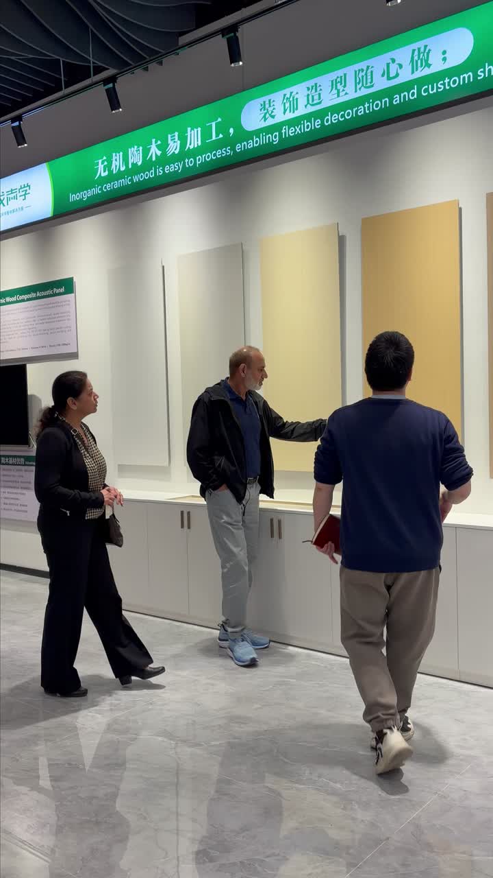 مرحبًا بكم في صالة العرض لرؤية العينات شخصيًا واختبار جودة المنتج بنفسك.