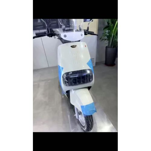 Scooter eléctrico diario de cercanías,