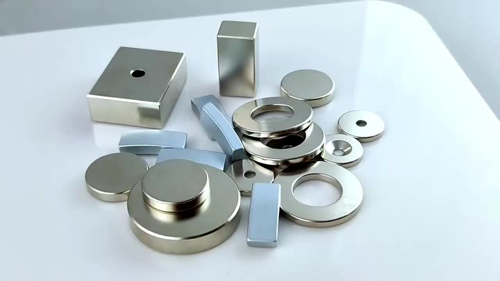 Round magnet and Ring 