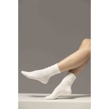 Zhuji Yunmao Garments Co., Ltd. : intégrer le confort dans chaque paire, de la capitale chinoise de la chaussette au monde entier