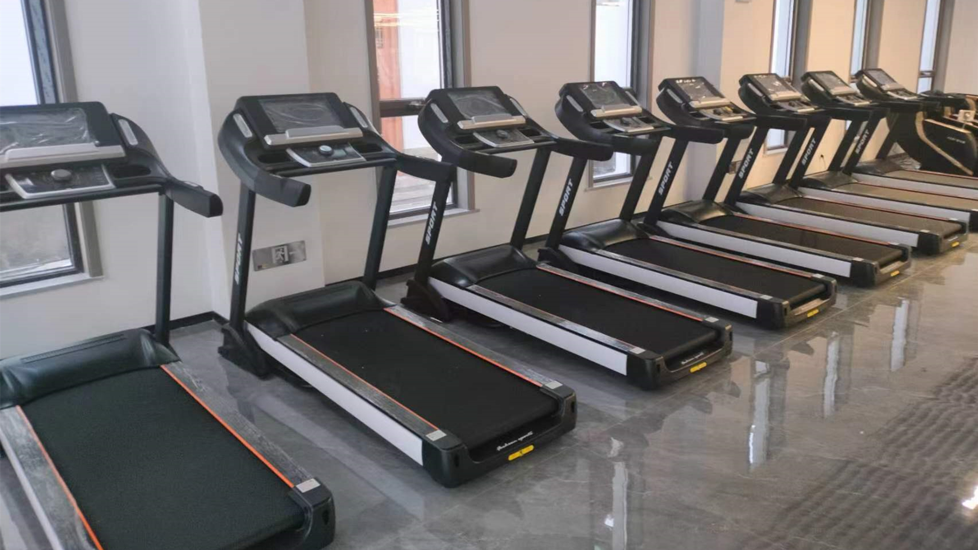 Properly configure fitness equipment for the gym to make fitness more enjoyable