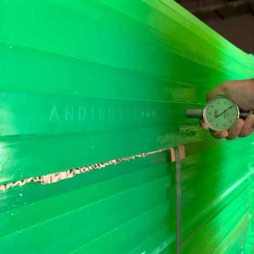 ¿Se pueden mezclar y utilizar juntos PU (poliuretano) de diferentes durezas?