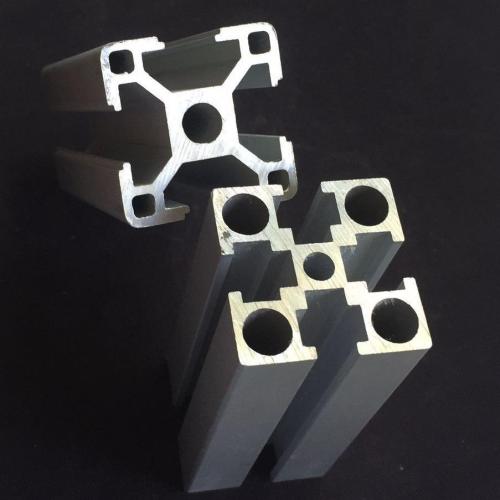 Maximiser la polyvalence: déverrouiller le potentiel des angles et des profils en aluminium