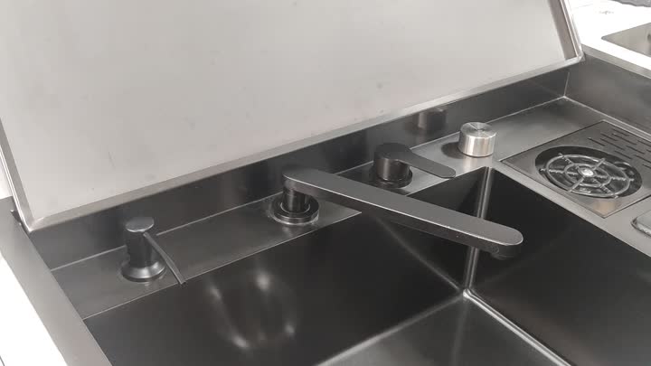 faucet of console sink