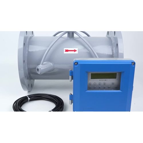 Two-channel ultrasonic heat flowmeter