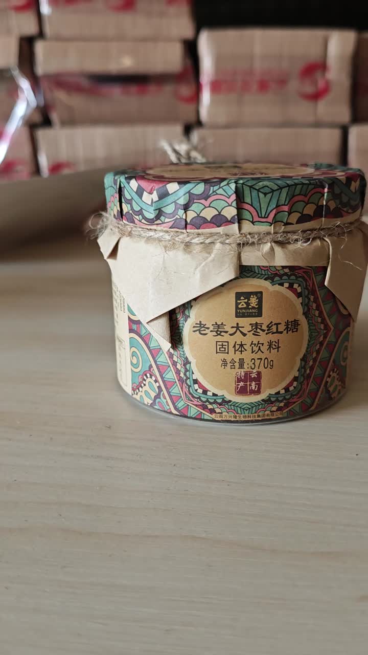 370 g de azúcar moreno con jengibre añejo y dátiles rojos