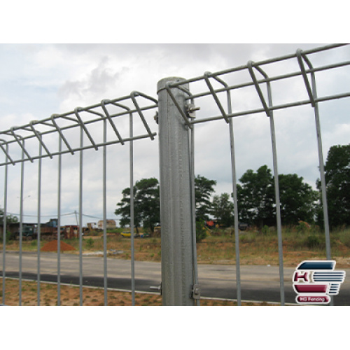 ​Why is the BRC Fence / Roll Top Fence more durable?