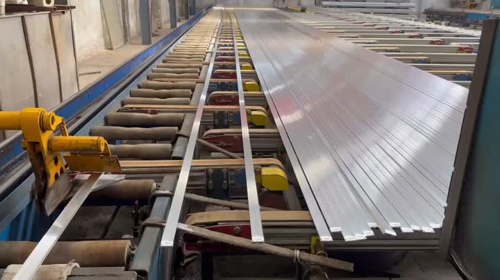 aluminum pipe