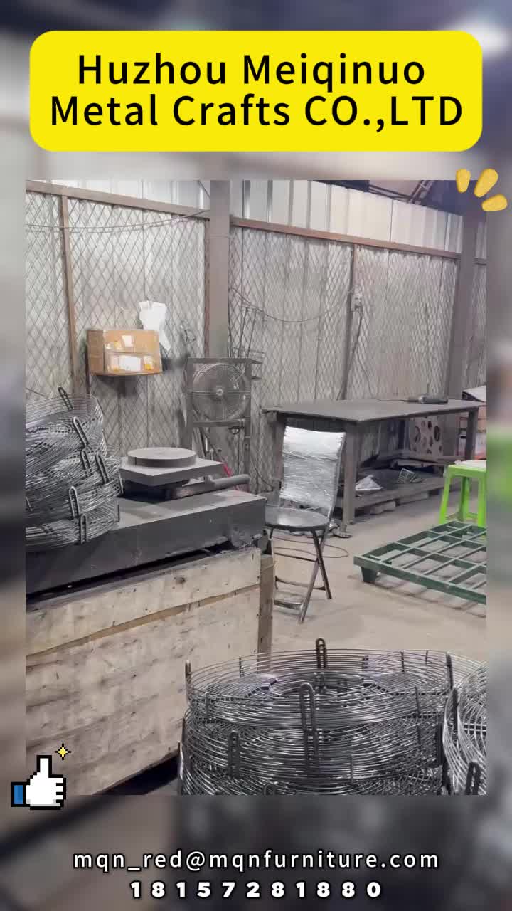 afae05372a1044fb1050293723e38a90