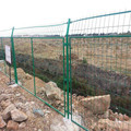 4mm Galvanized Welded Wire Mesh Fence for Cattle: Durable Farming Boundary Solution1