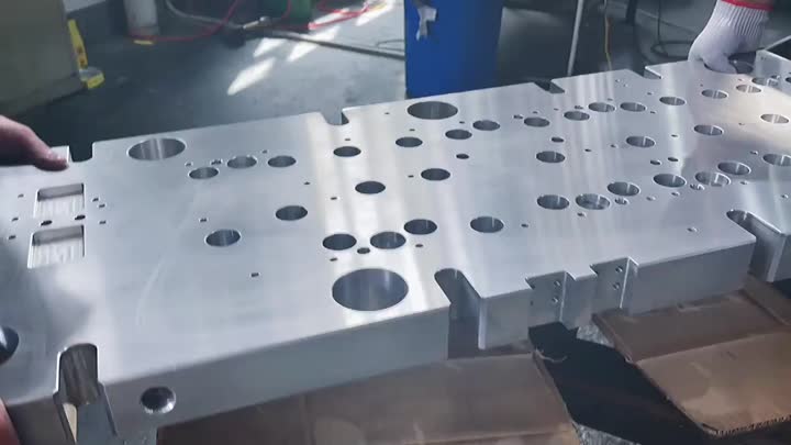 Aluminum plate mold base