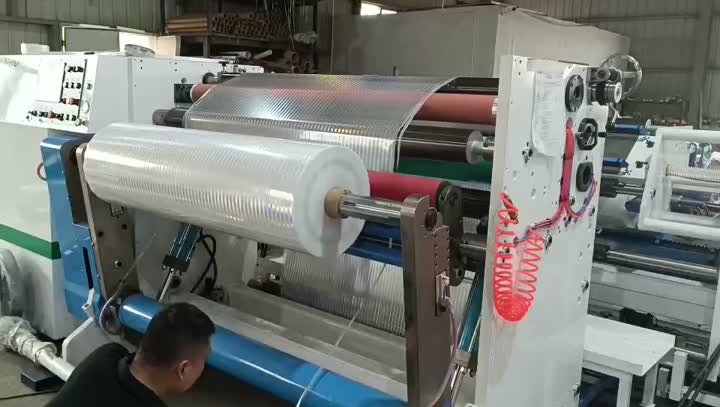 आत्म -चिपकने वाली रिवाइंडिंग मशीन