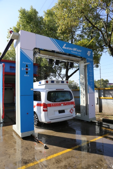 Leisuwash EG high pressure touchless car wash