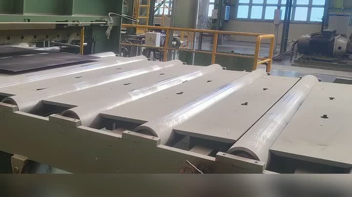 cross-cutting machine