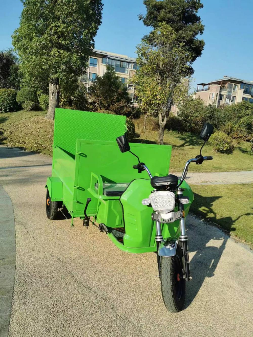 Electric Garbage Pickup Truck