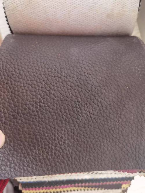Novo design de couro de PVC à prova d'água em relevo para sofá
