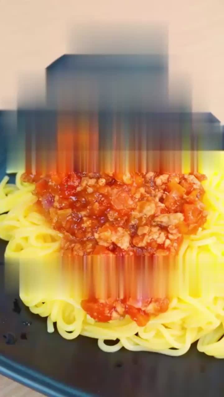 Сливочный томатный соус из говядины с кукурузной пастой