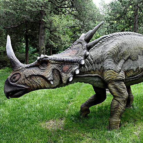 Animatronic Dinosaurs: Where Prehistory Meets Technology!