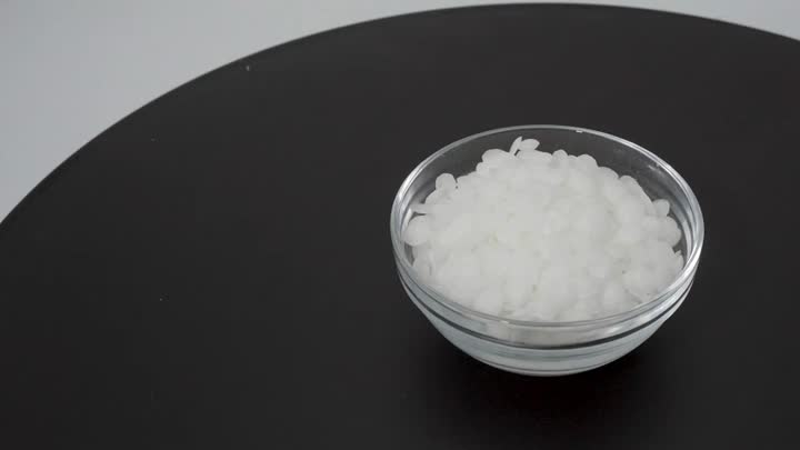 Cetyl Palmitate in cosmetics