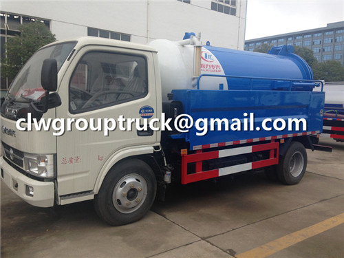 CLW GROUP TRUCK Sewage Suction Truck is Cleaning