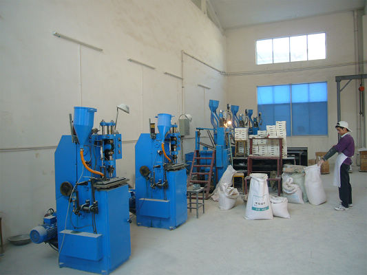 Dry pressing workshop