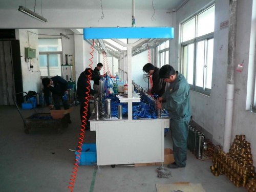 ZHEJIANG CHUANGMEI ELECTROMECHANICAL CO., LTD lanza la unidad avanzada de control de inundaciones CMFD01 para la gestión integrada de bombas