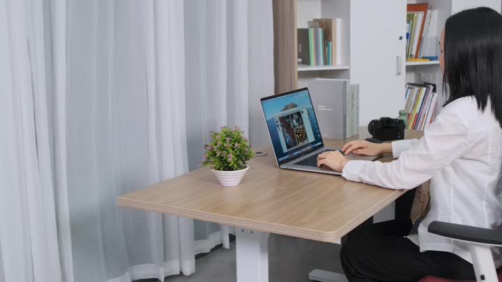 Folding desk for office use