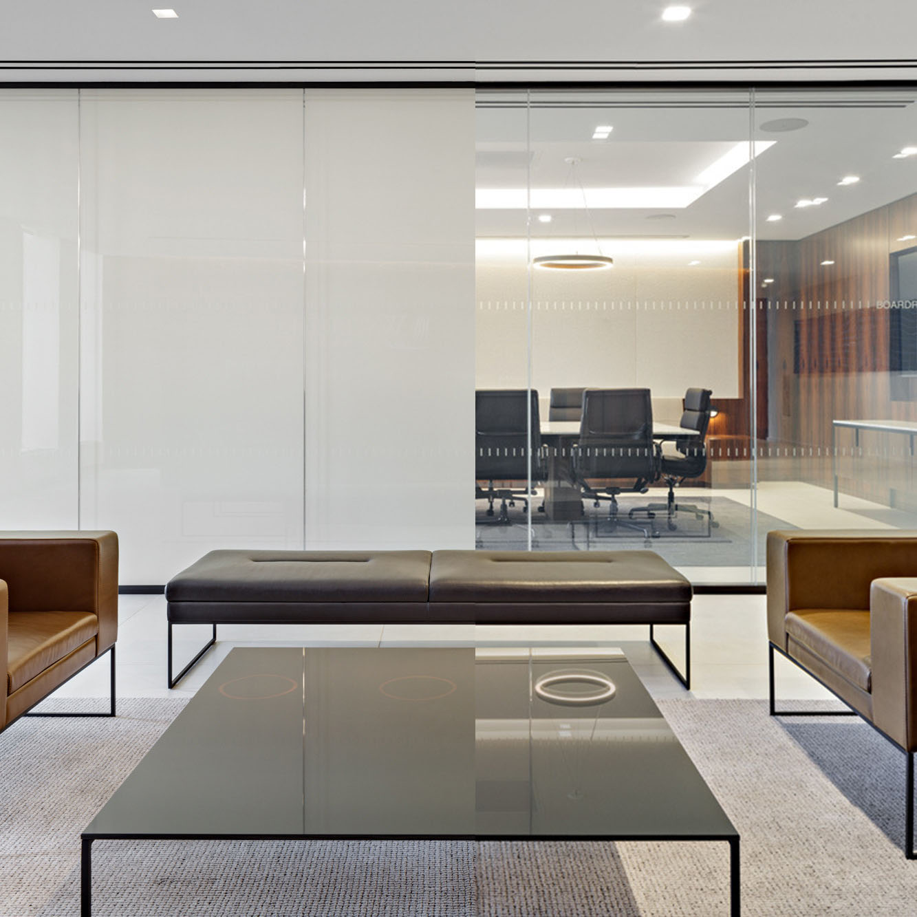 Electrochromic Switchable Pdlc Glass Smart Glass, High Quality