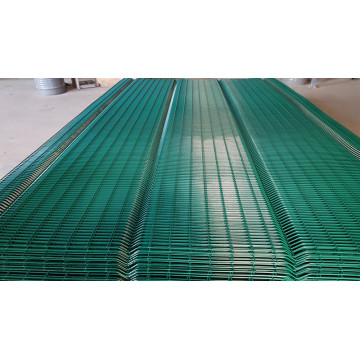Ten Chinese Hole Welded Wire Mesh Fence Suppliers Popular in European and American Countries