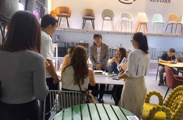 Puede compartir una mesa con nosotros para discutir los detalles de la cooperación.