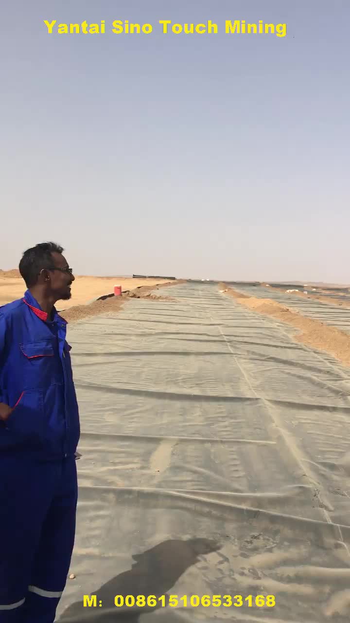 Visita a la minería de oro de Hagagia en Sudán para la lixiviación en pilas