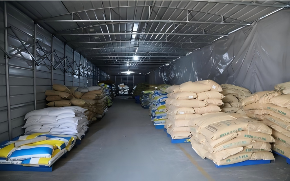 Raw material warehouse