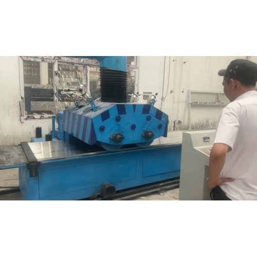 Machine à fil de tréfilage pour surface plane