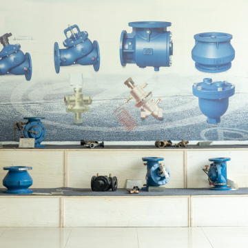 Display of industrial valve production process