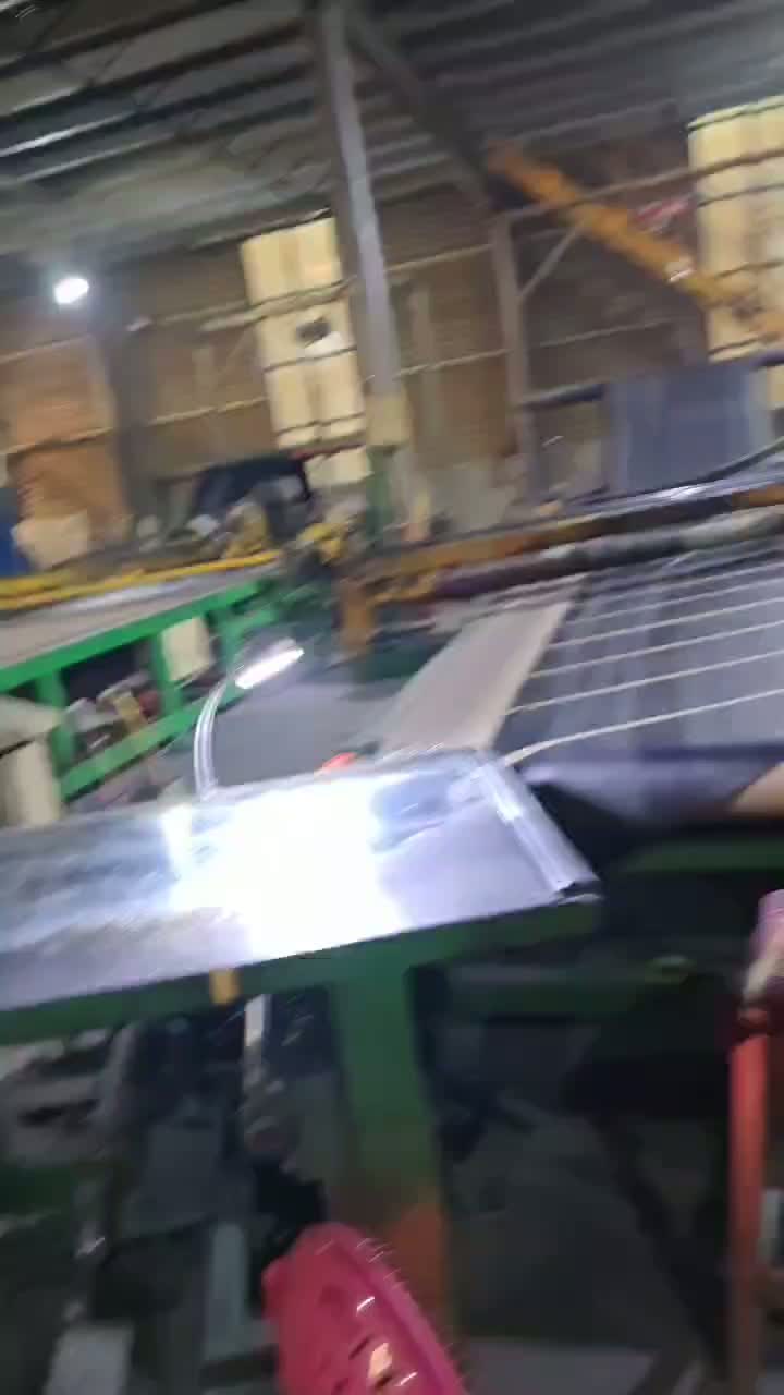 Производственная база 5 мотоциклетных шин 5