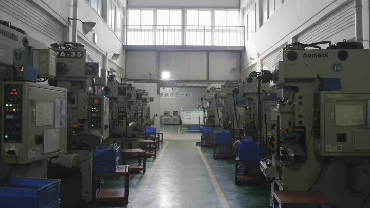 Майстэрня па ін'екцыі камутатара