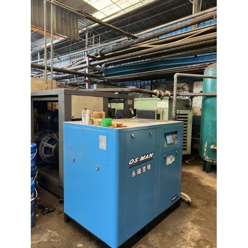 เครื่องอัดอากาศแบบสกรู การยกยอดน้ำมันสูง: สาเหตุและวิธีแก้ไขที่ปฏิบัติได้