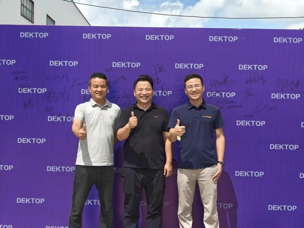 227f7135b8b7904ce85cd1f959b388b1