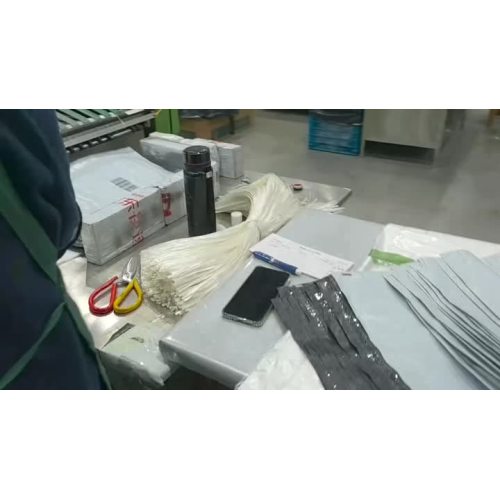 За кулисами: издание с транспортировочной сумкой