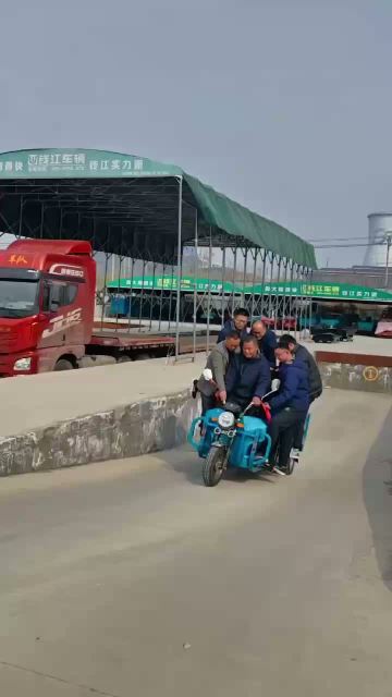 Electric tricycle climbing load test