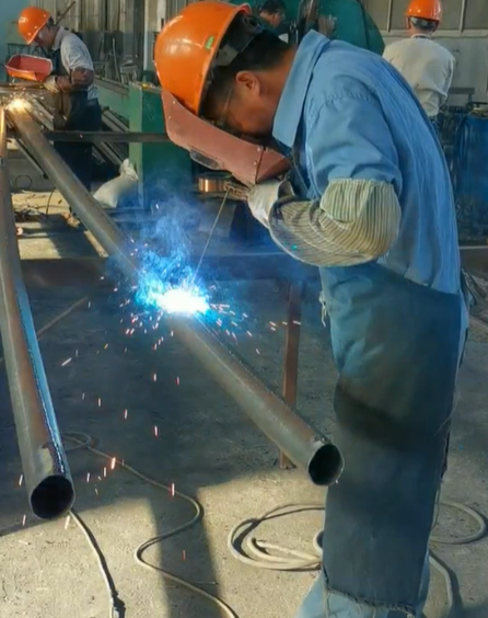 Galvanized rods in plastic spray