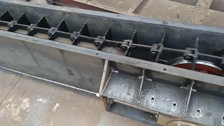 Scraper redler conveyor.mp4