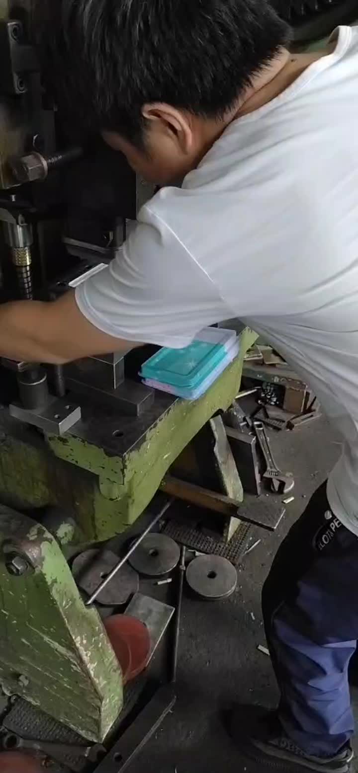 Tin Can Box Die.mp4