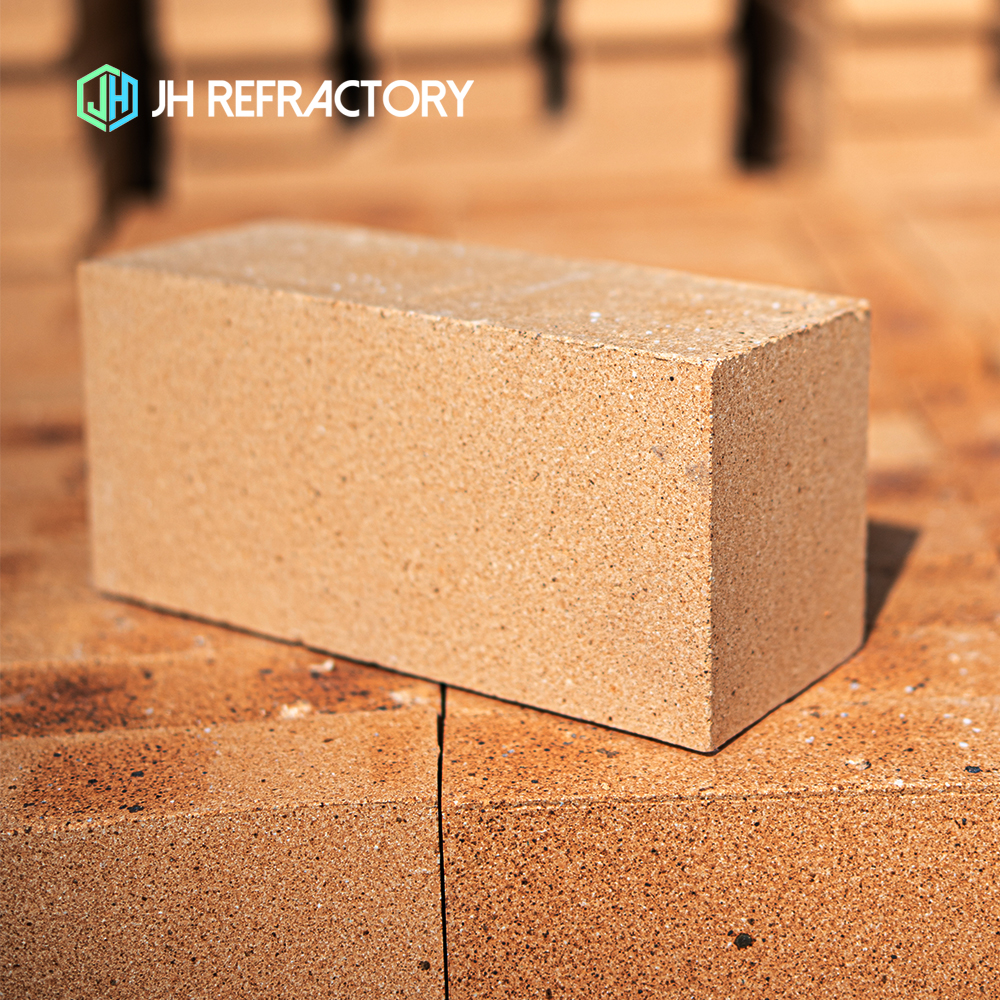 Shaped DN-102 refractory bricks live action