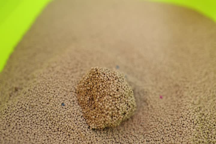 2.0 মিমি সক্রিয় কার্বন বেন্টোনাইট ক্যাট লিটার