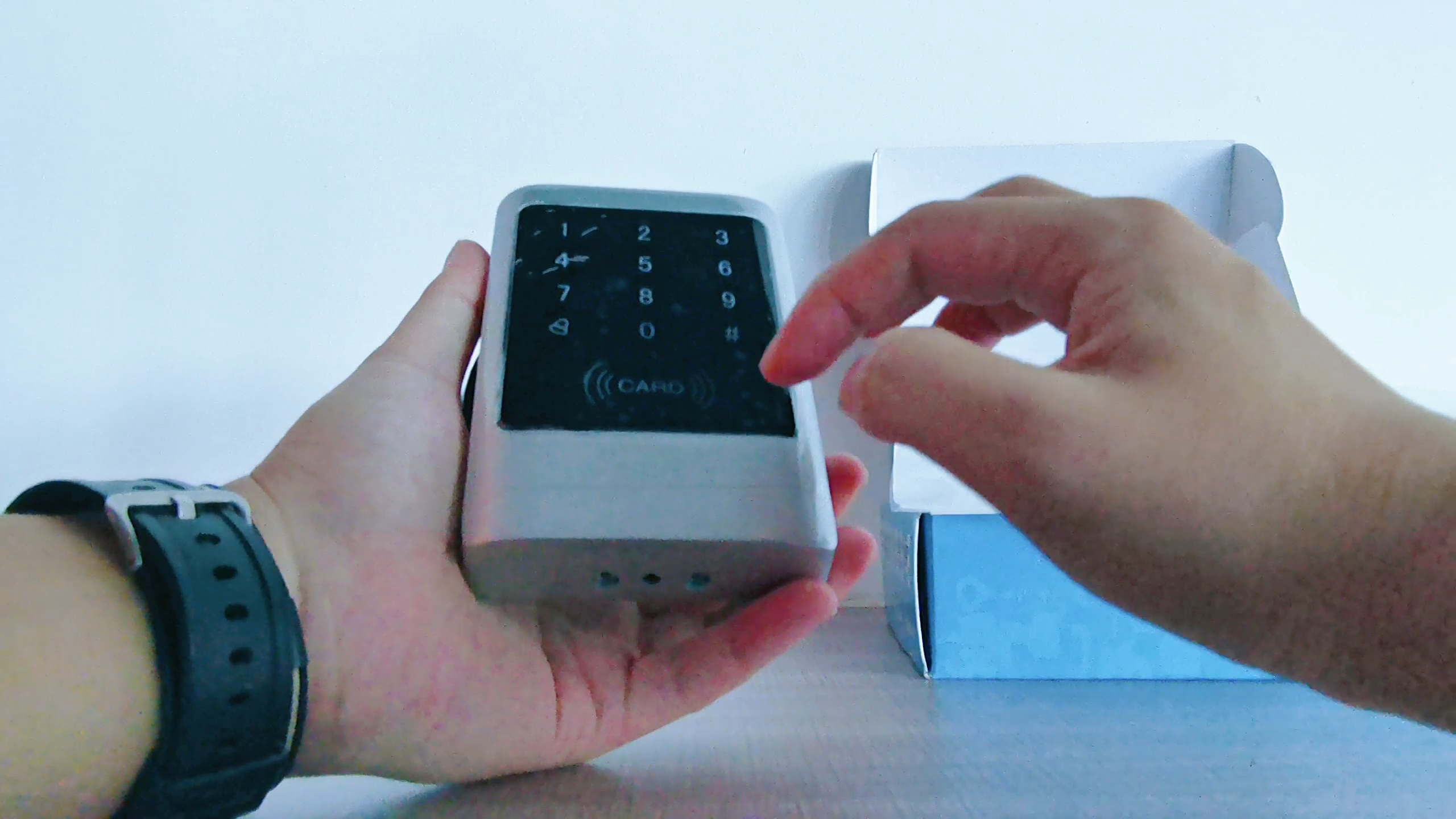 Mingke Caso de metal à prova d&#39;água Mingke Sistemas de Controle de Acesso de Acesso de Acesso RFID Controlador de acesso ao leitor de cartão RFID1