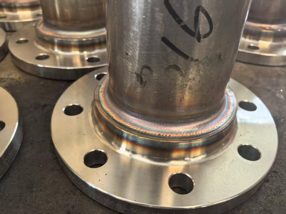 Flange automatic welding effect