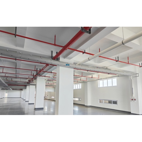 Fabric air ducts are applied in the production workshop