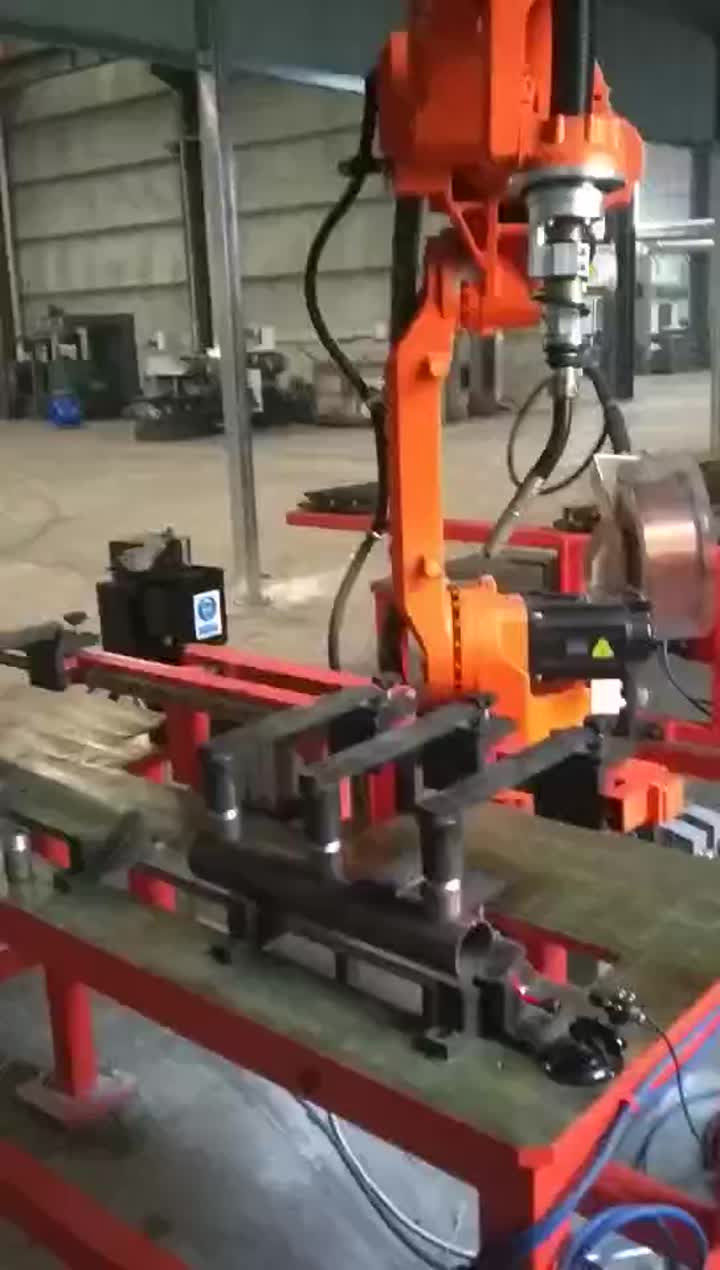 Yueda 1410mm robot welding 03